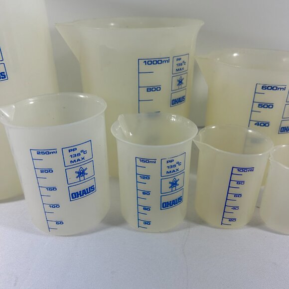Vintage Set 10 Graduated Plastic Beakers West Germany Liquid Measurements Ohaus - Picture 3 of 10